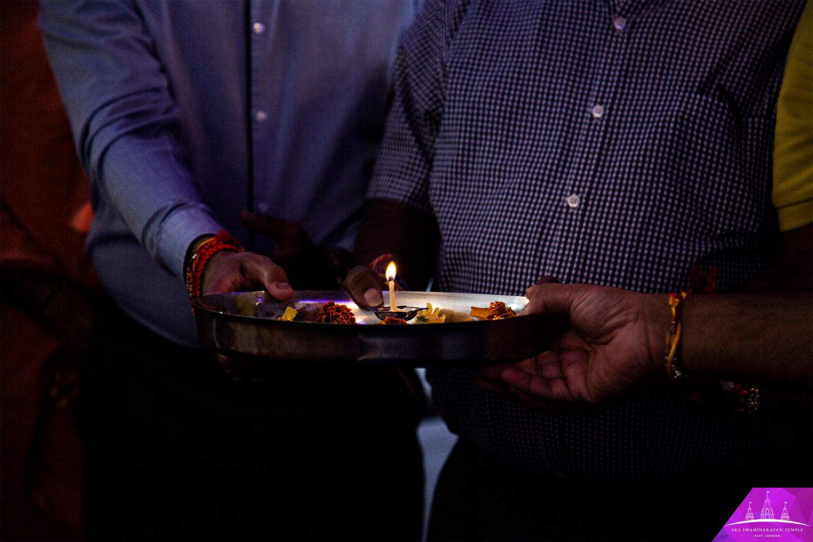 ©1987-2017 SKS Swaminarayan Temple East London